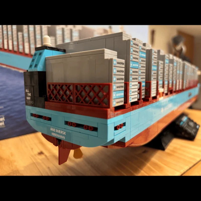 Nowy model statku konteneroweg – Lego Set Technic recenzja i cena